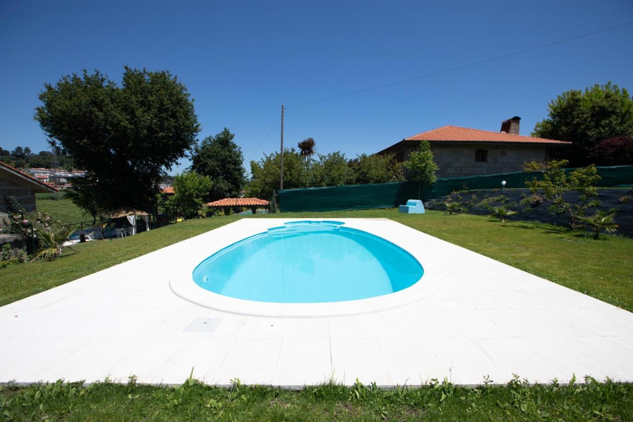 Quinta De Carvalhal - Casa De Campo กิมาไรส์ ภายนอก รูปภาพ