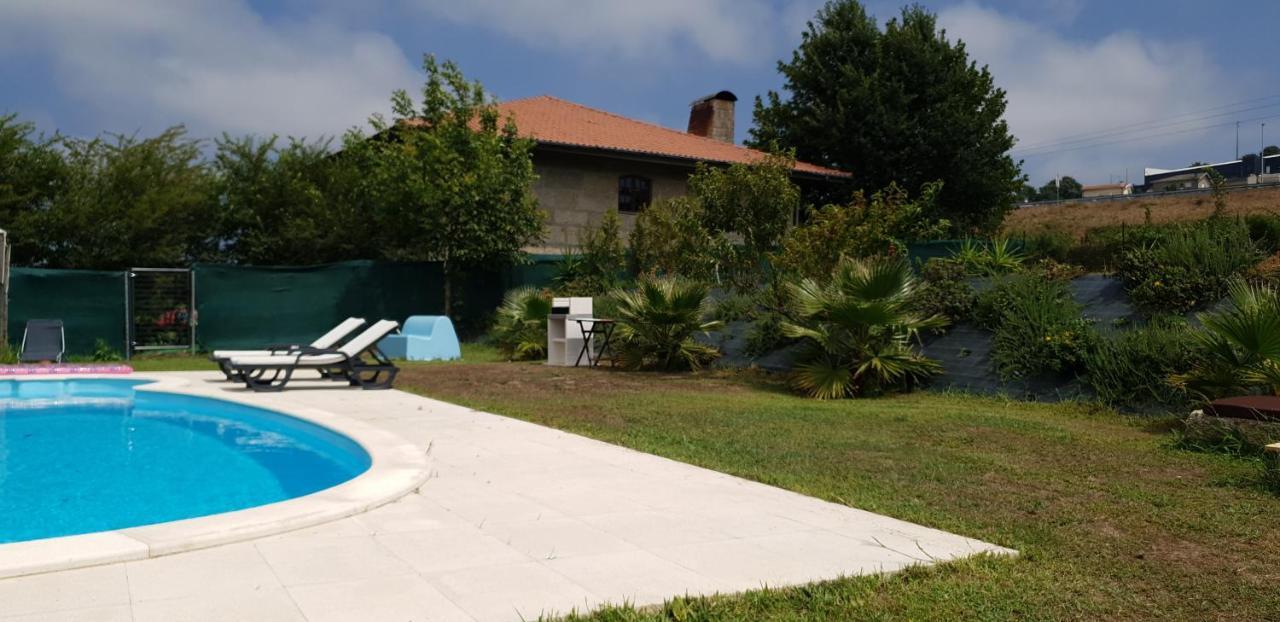 Quinta De Carvalhal - Casa De Campo กิมาไรส์ ภายนอก รูปภาพ