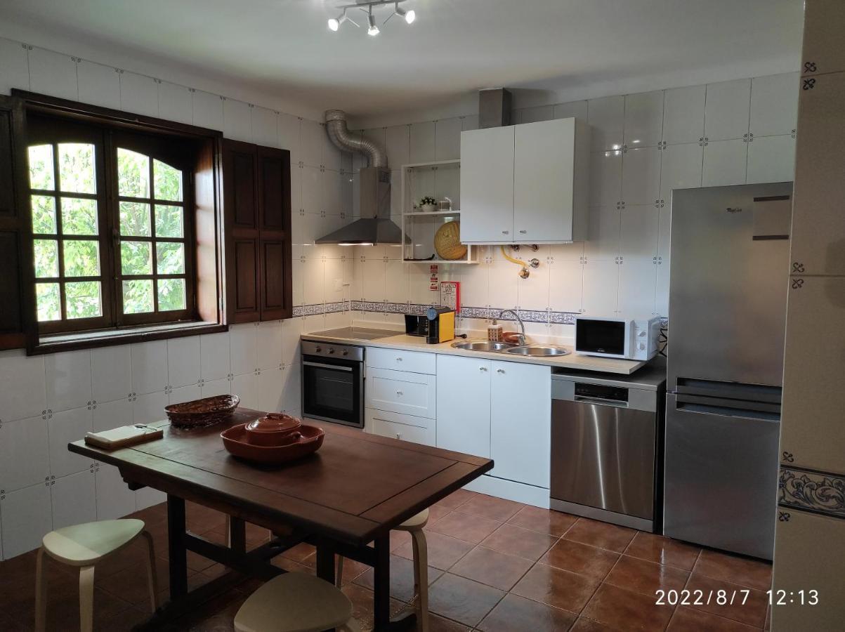 Quinta De Carvalhal - Casa De Campo กิมาไรส์ ภายนอก รูปภาพ