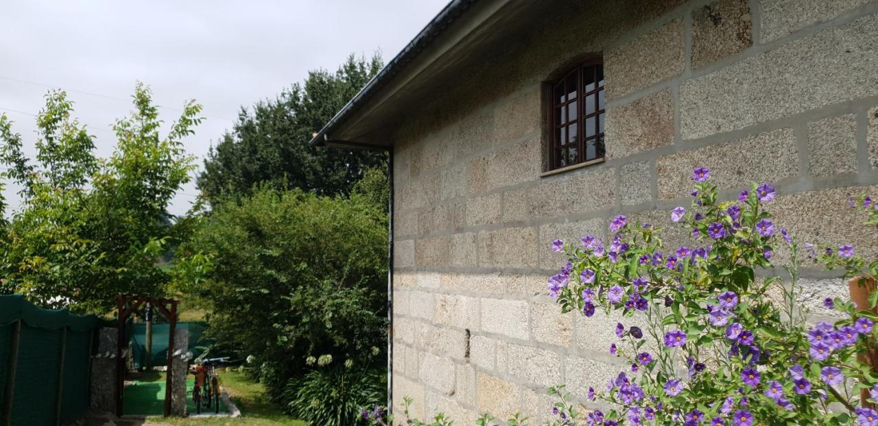 Quinta De Carvalhal - Casa De Campo กิมาไรส์ ภายนอก รูปภาพ