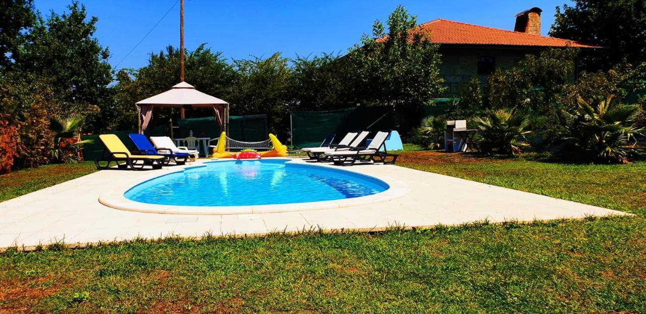 Quinta De Carvalhal - Casa De Campo กิมาไรส์ ภายนอก รูปภาพ