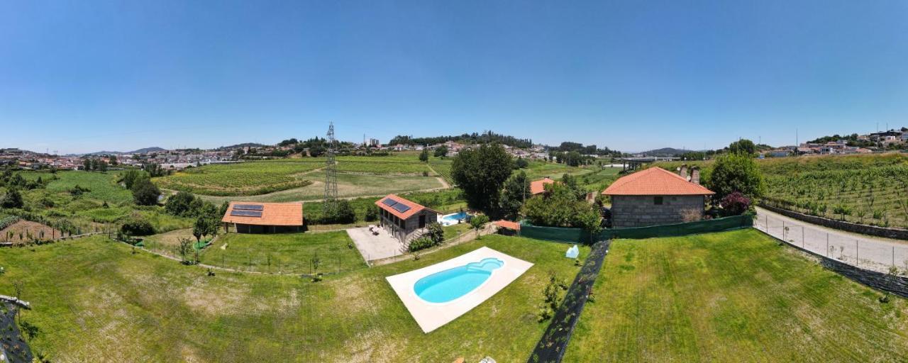 Quinta De Carvalhal - Casa De Campo กิมาไรส์ ภายนอก รูปภาพ